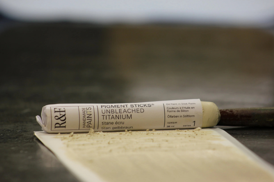 Din guide til R&F Pigment oil sticks