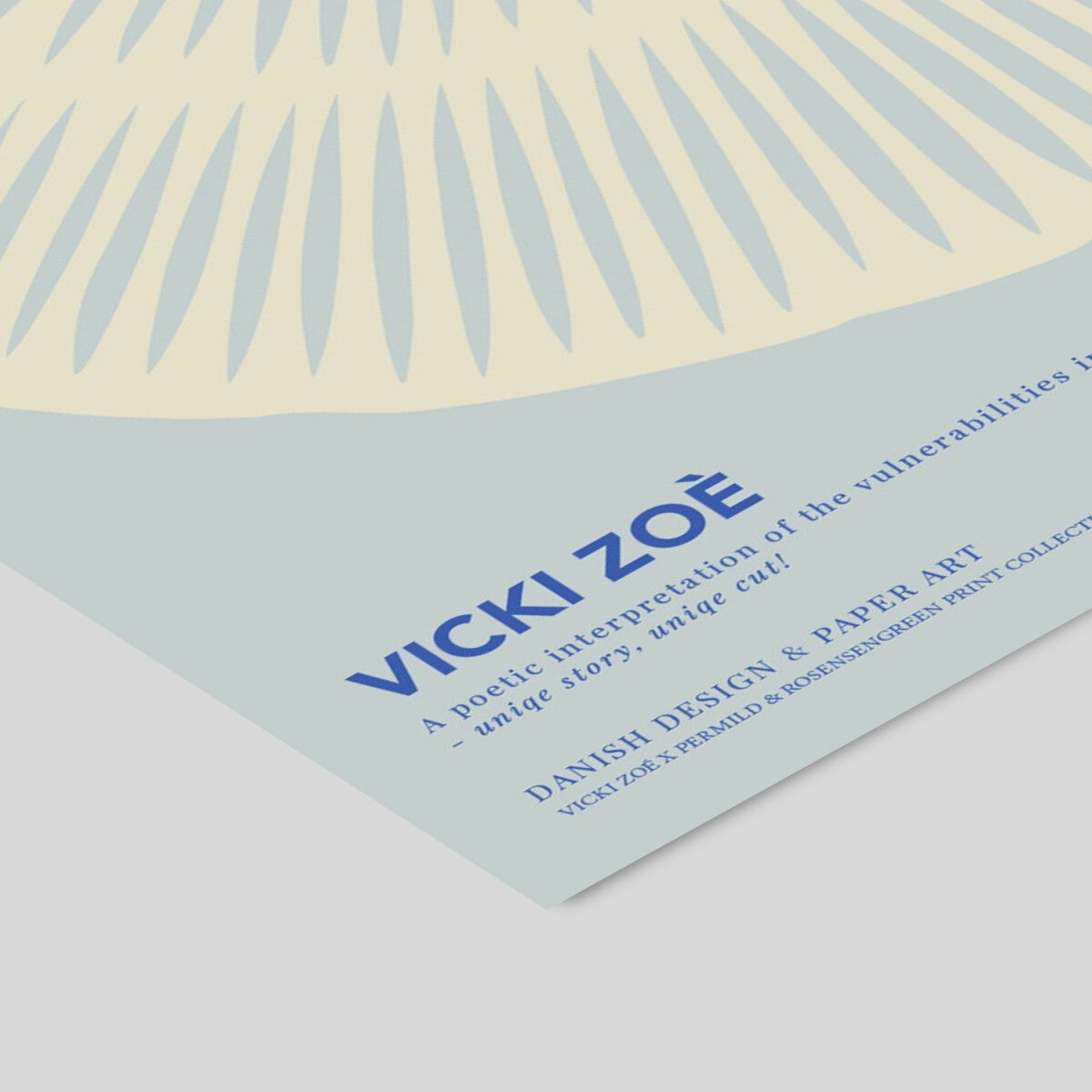 VICKI ZOÉ The Uniqueness of you - Light Blue Cream - A5