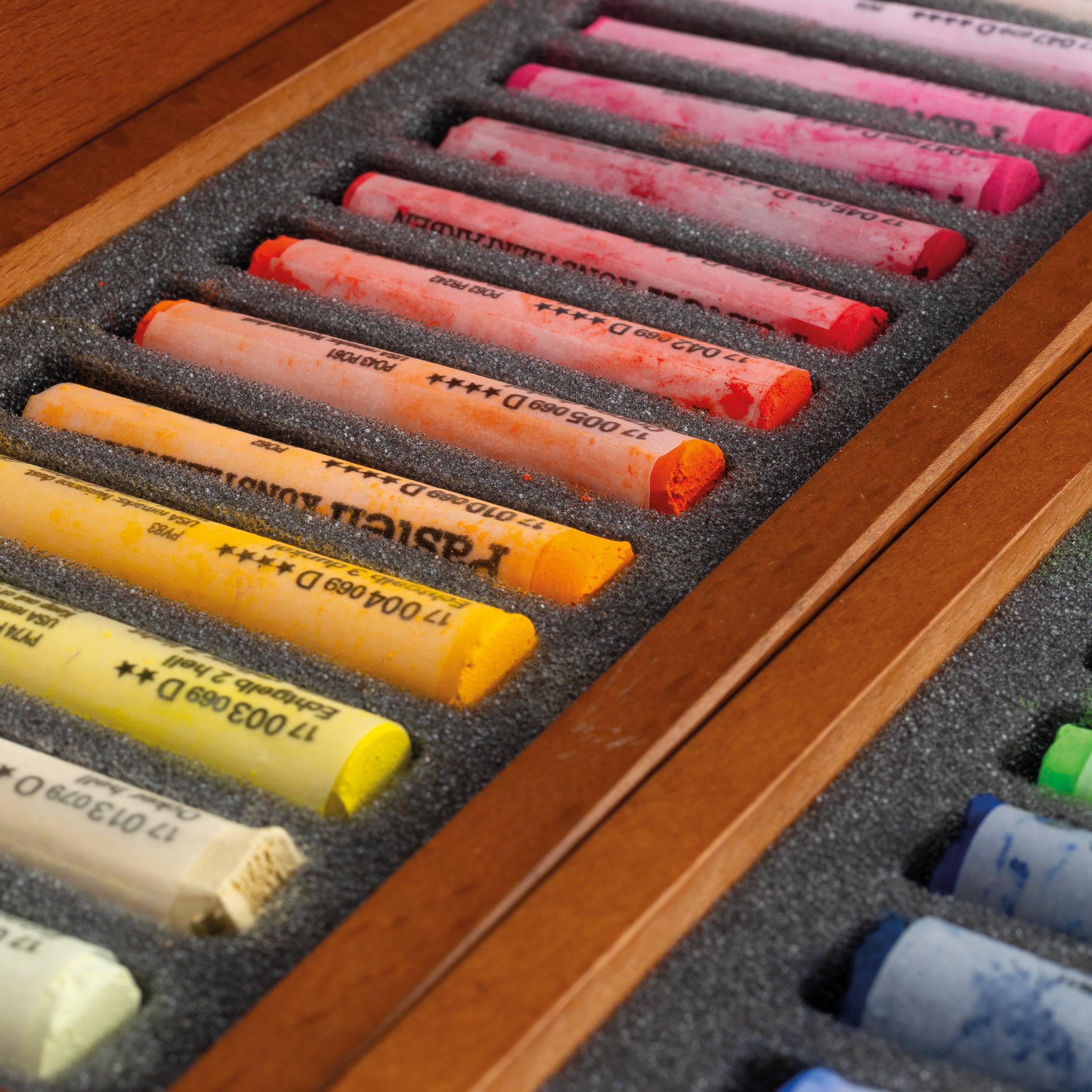 Schmincke Trockenpastell-Set 48-teilig Retro-Reiseset