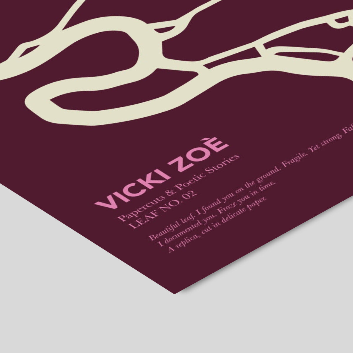 Vicki Zoé LEAF02 - Plum & Creme - Pink 50 x 70 cm