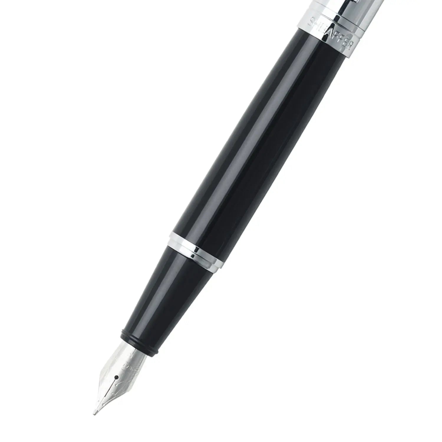 Sheaffer 300 Glossy sort og krom med kromdetaljer