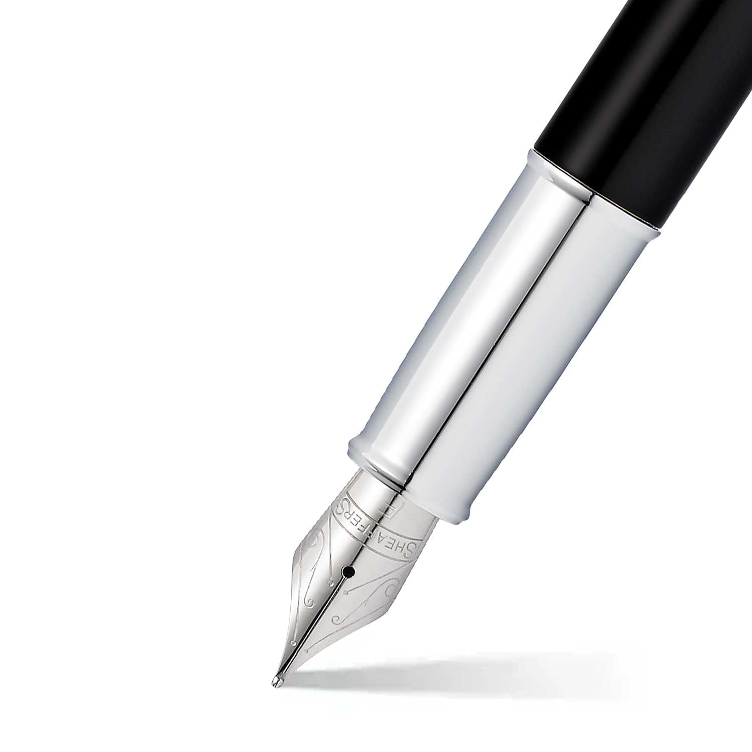 Sheaffer 100 Mat sort med kromdetaljer