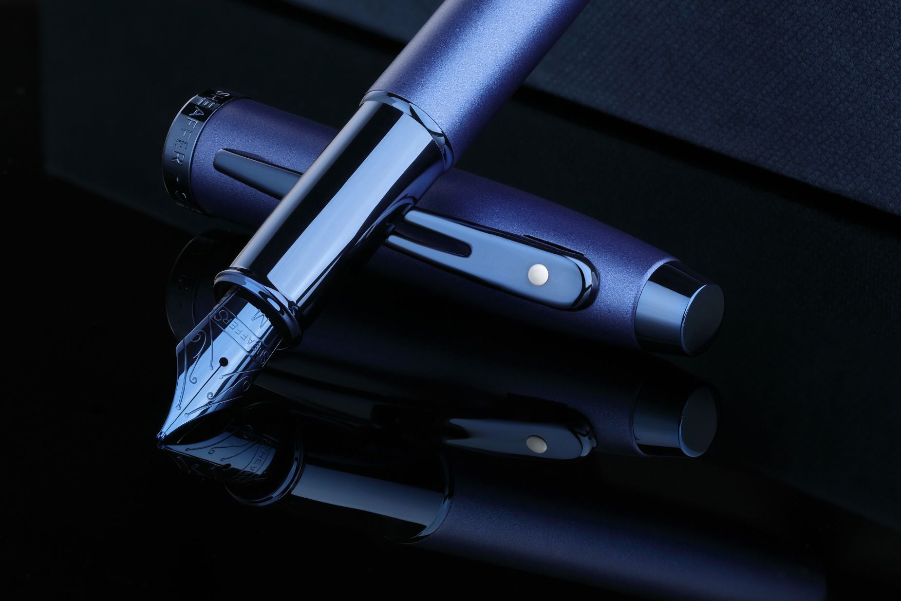 Sheaffer 100 Satin blå med blå PVD-detaljer