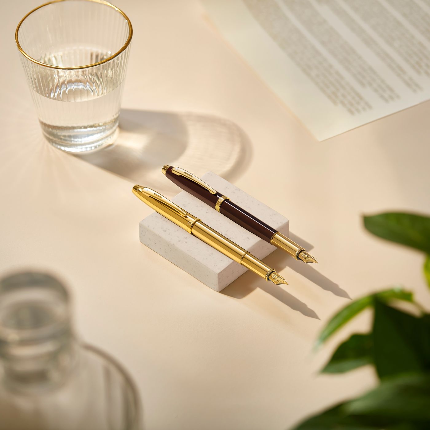 Sheaffer 100 Glossy PVD guld med PVD-gulddetaljer